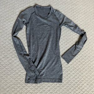 Lululemon swiftly top